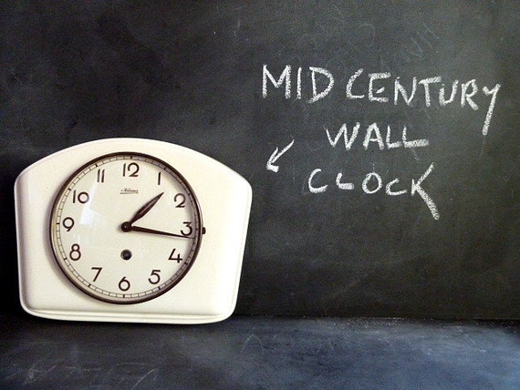 Wall clock .Mid century modern kitchen wall clock by CabArtVintage