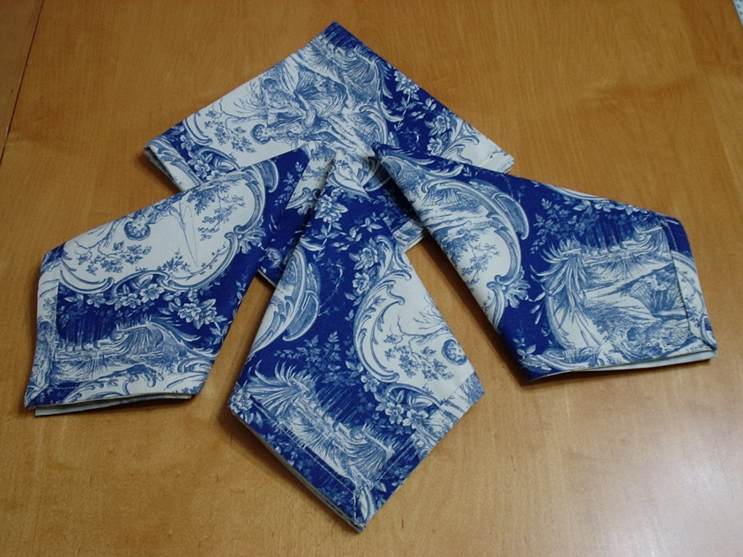 Toile Cloth Dinner Napkins set of Four Royal blue and off