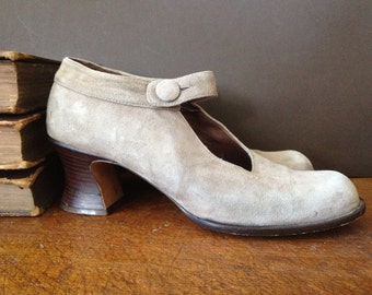 Gray Suede Mary Jane Heels, Spain Light Tan Leather Brown Shoes, Size 9 US