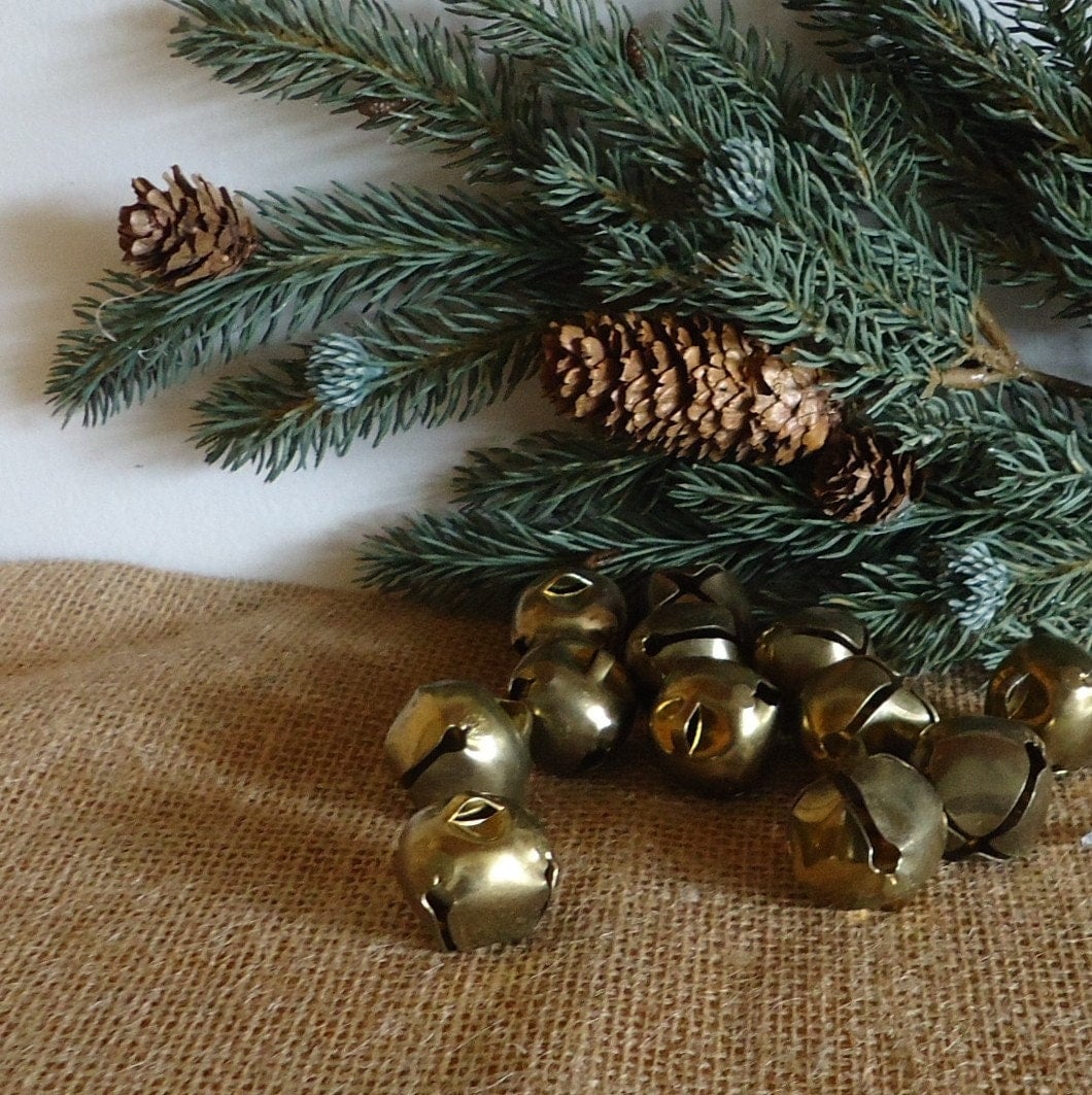 Vintage Christmas Bells brass jingle bells Country by RaggedyRee