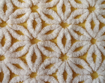 Curry Gold Hofmann Daisy Vintage Chenille Bedspread Fabric Piece...12 x 19"
