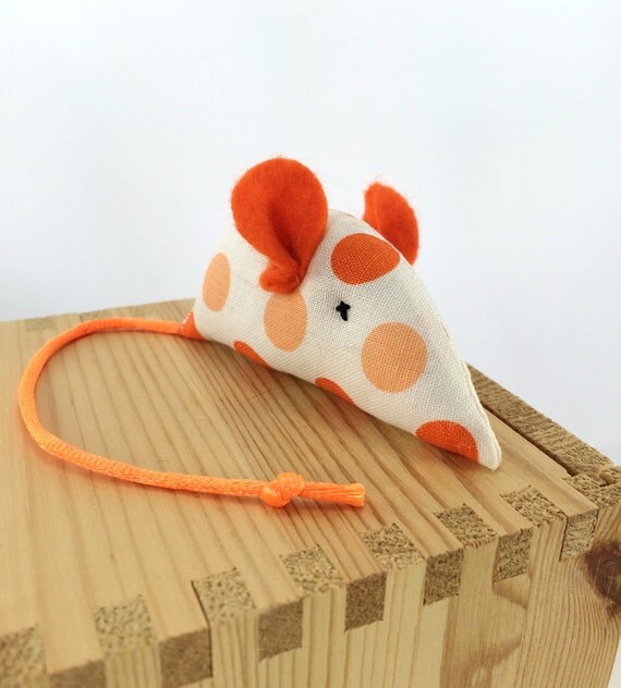 Catnip mouse cat toy kitten toy orange polkadots by MauveMoose