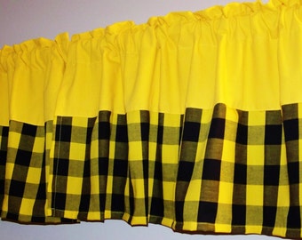 COLOR BLOCK GINGHAM Valance, Bordered Valance, curtain, yellow color block Valance, Home decor , window treatment, great for any room.
