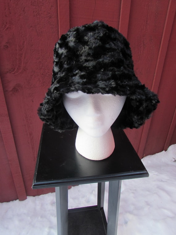 Women's Faux Fur Bucket Hat Black One Size Fits Most