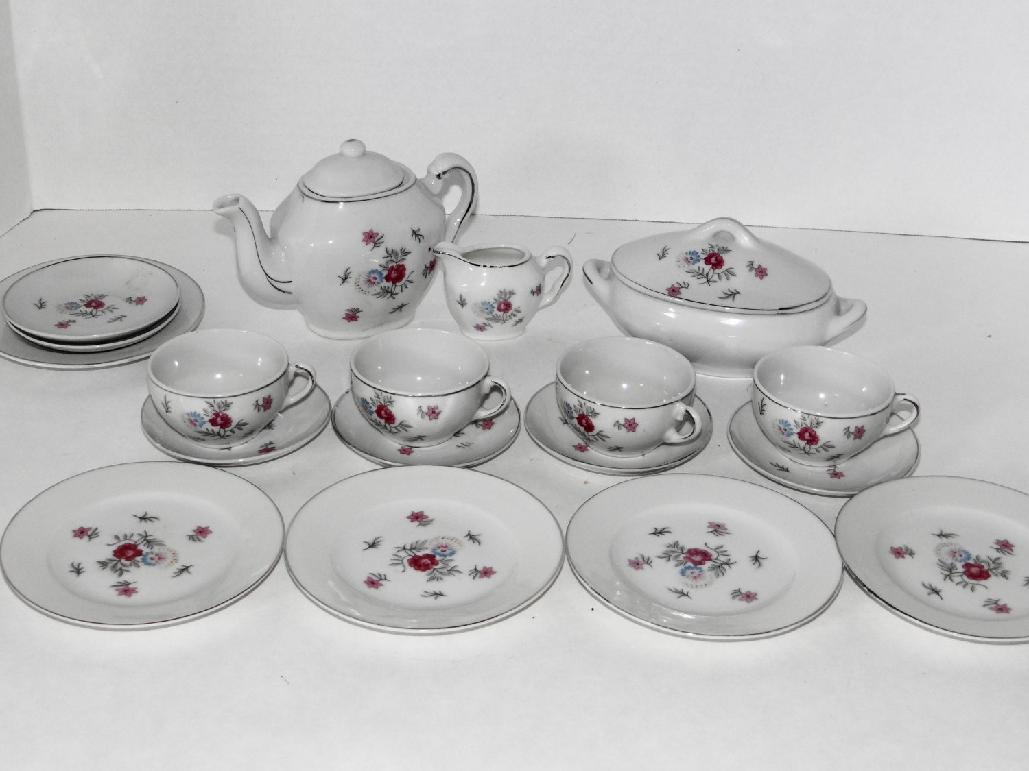 Vintage Lovely Children’s China English Tea Set (Set for 4) 4Tea Cups