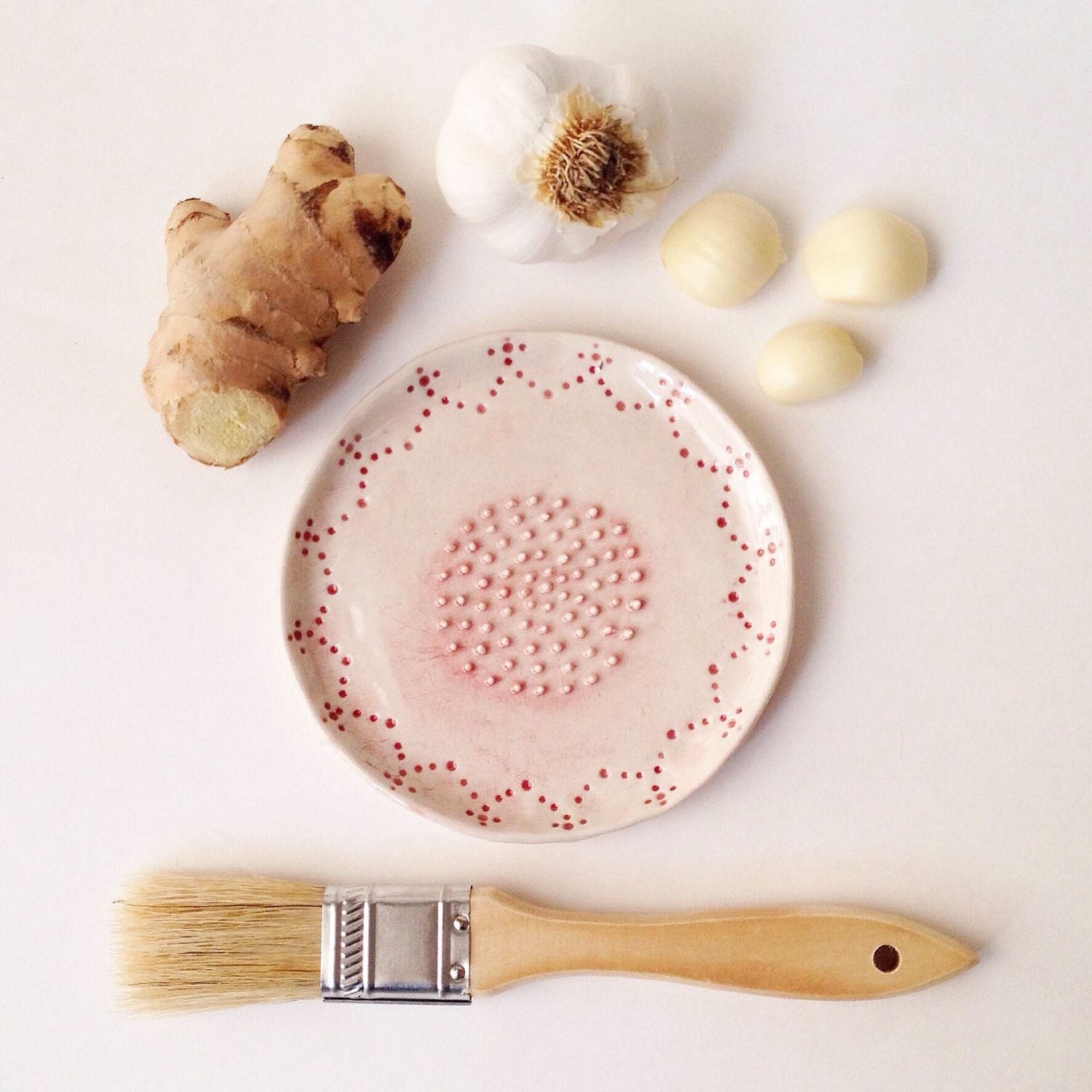 Garlic / Ginger Mincer Porcelain Grater Plate Pink by FULTONandCO
