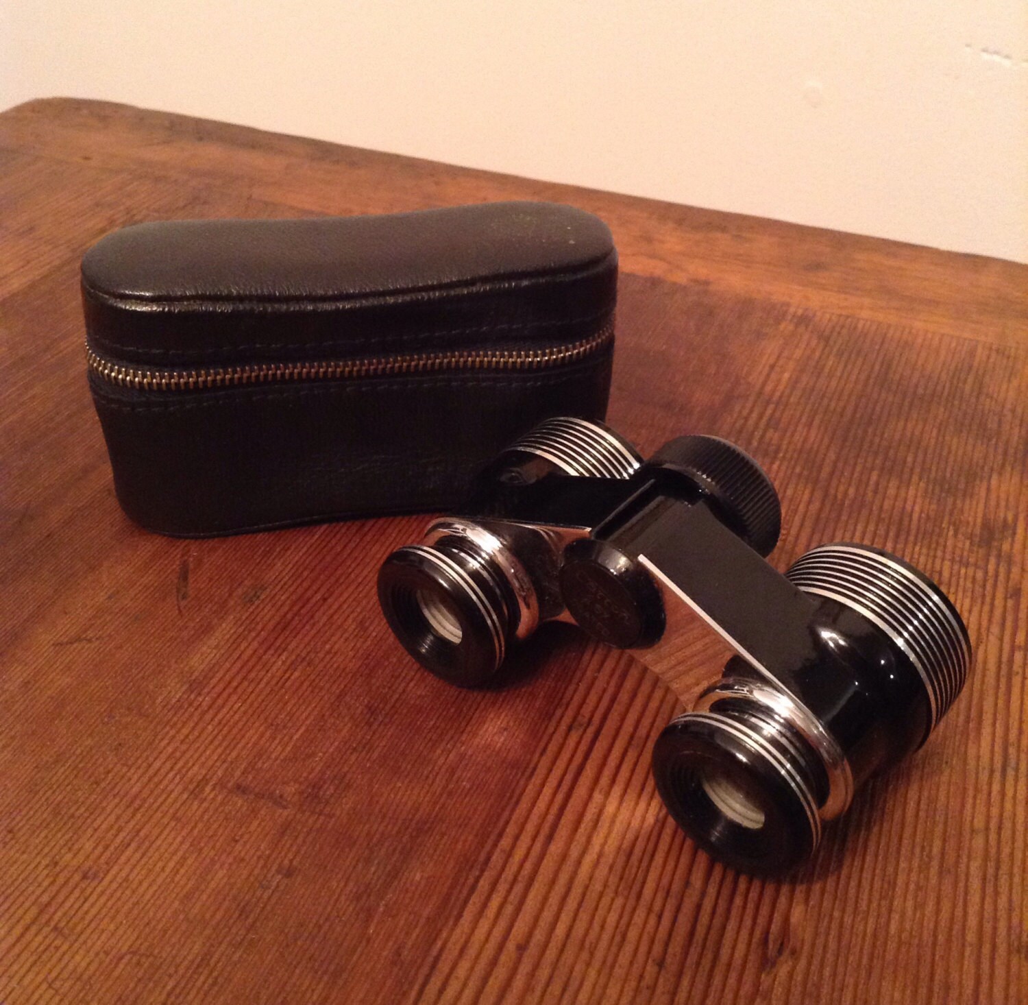 Vintage Binoculars Carton 2.5x Coated Made in Japan With Case