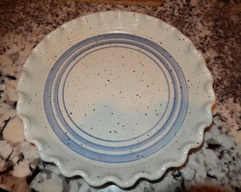 PIE PAN by Bettty BELL