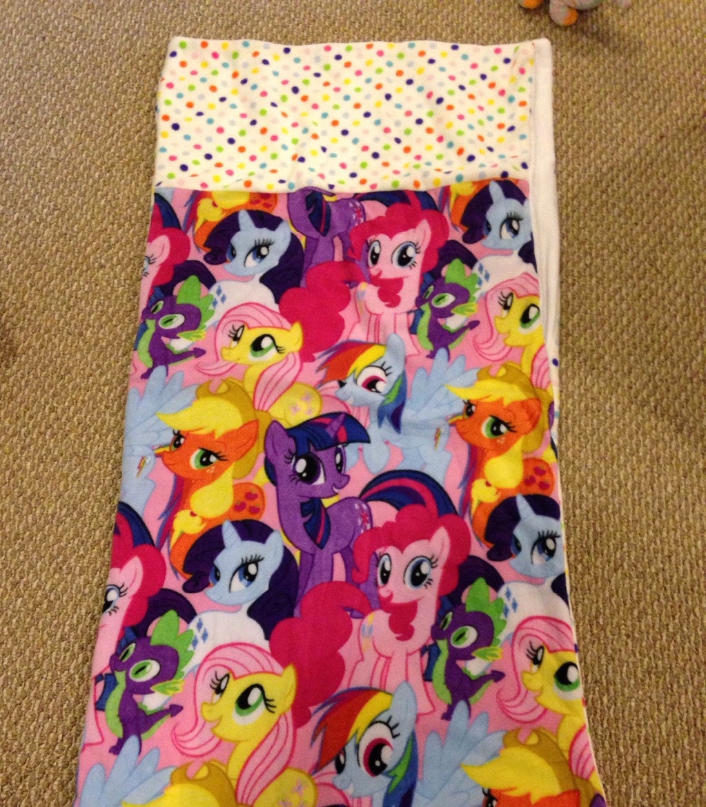 hasbro my little pony sleeping bag with bonus cuddle pillow