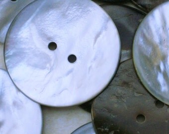 Mother of Pearl Buttons. Set of 6. BLL35mm#100/2H