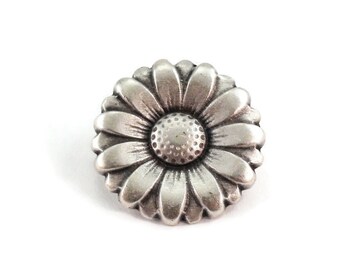 Daisy Metal Buttons 15mm Antique Silver Flower Qty 3
