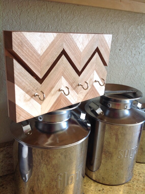 Wall mounted key holder or kitchen utensil holder by Countrywodart