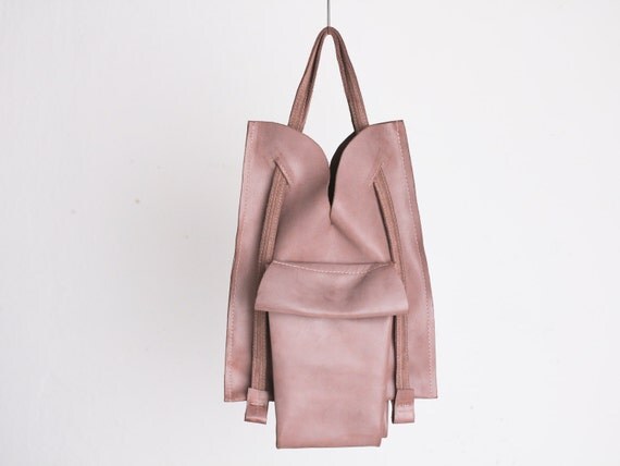 Leather women's shoulder bag / pale pink leather satchel