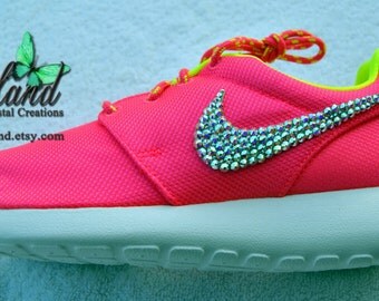 Pink Nike Roshe Run - Girls' / Women's