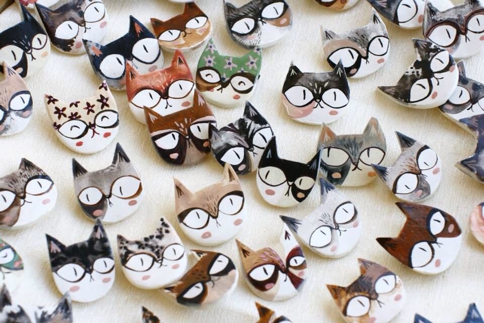 Sale 3 Handmade Cat Brooches Handpainted Clay Pins by HHiedra