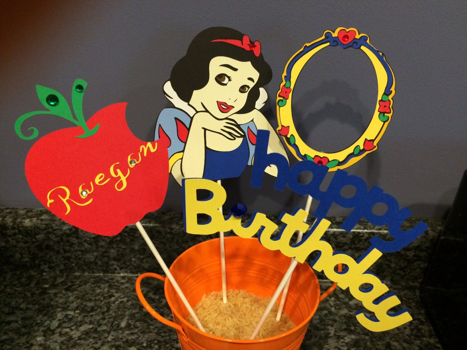 Snow White Mirror Centerpiece : Four piece snow white centerpiece
