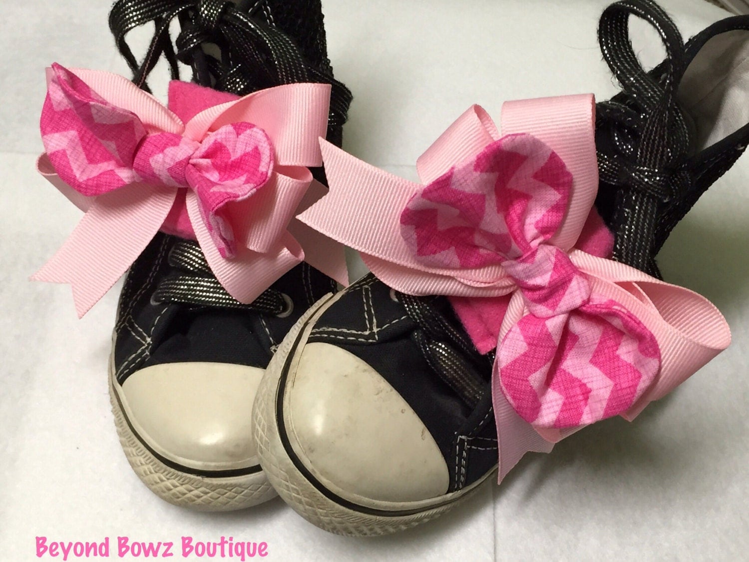 Shoe Bows Detachable/clip on bows for shoes by BeyondBowzBoutique Shoe Bows Detachable/clip on bows for shoes by BeyondBowzBoutique