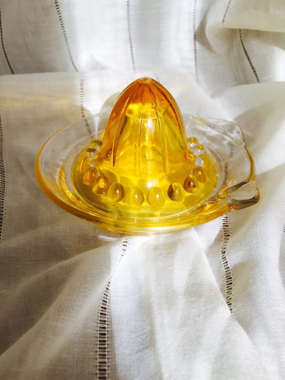 Vintage Glass Juicer/ Orange Juicer/ hand by TheKnottyDoxy on Etsy