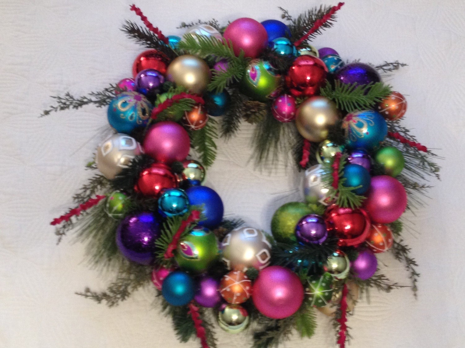Glass ornament Christmas wreath