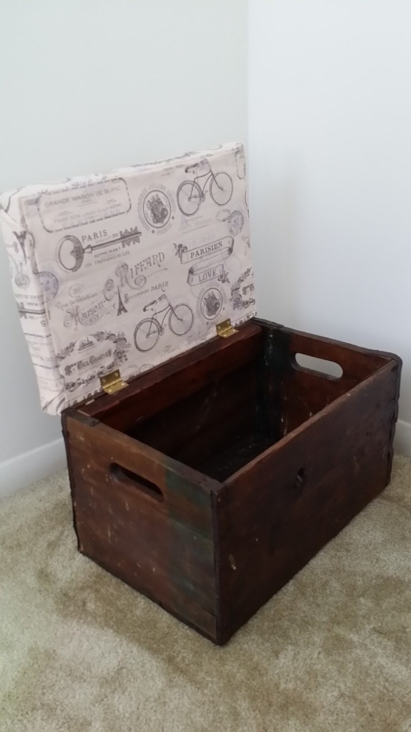 Vintage wood crate ottoman