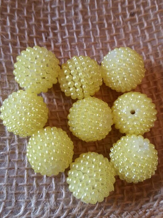 20mm Yellow Berry Bead