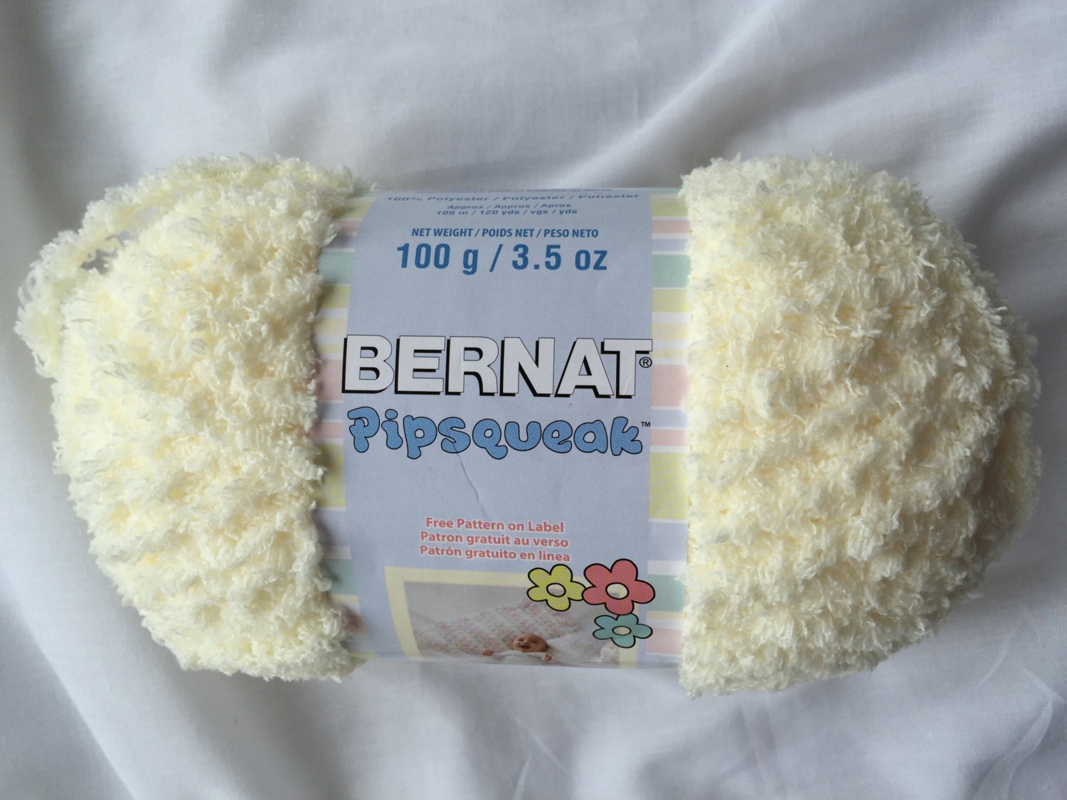 VANILLA 59008 Bernat Pipsqueak Yarn 3.5 oz. 100g 120 Yds