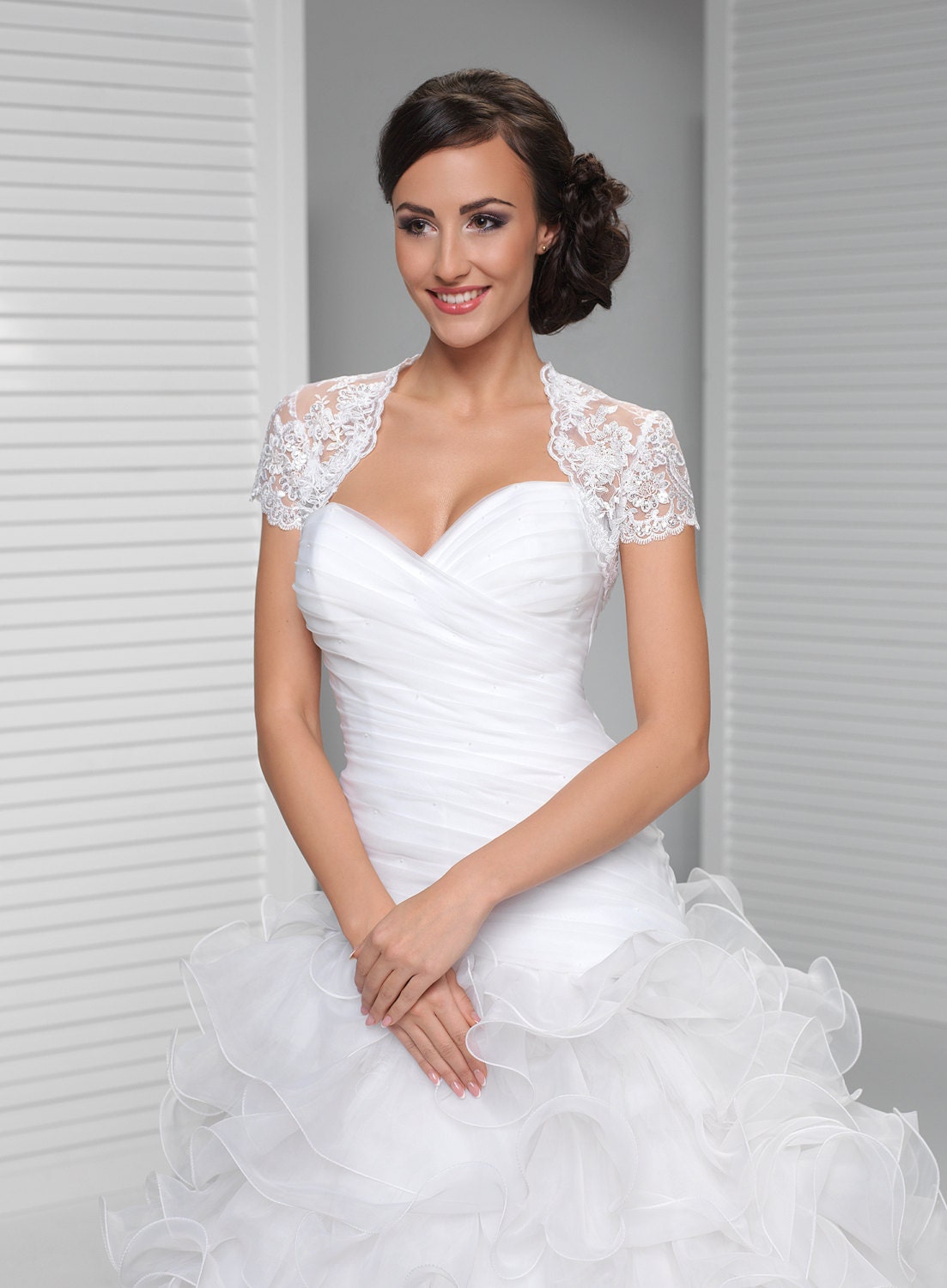 BRIDAL SHRUG wedding bolero in cream or white Short Sleeves