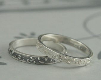 Dutch Flowers Ring--Floral Pattern Silver Wedding Band--Hex Sign--Pennsylvania Dutch Folk Art Ring-Silver Stacking Ring-Silver Stacking Band