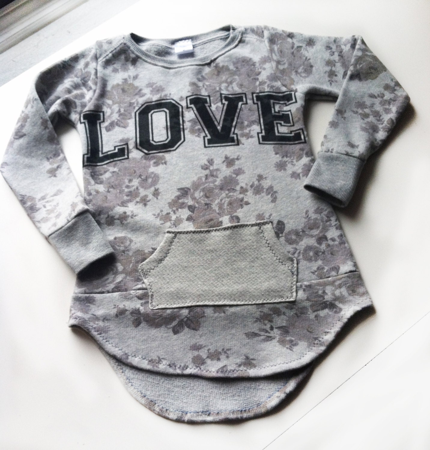 LOVE Toddler Girls size 4T Long Sleeve Tunic