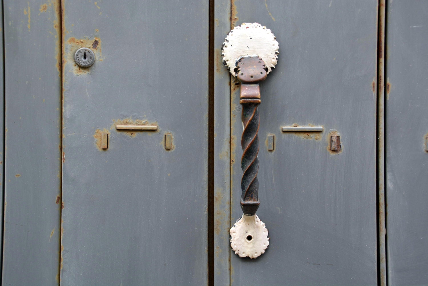 Heavy Brass 'Castle' Door Handle / Doorhandle / by MerlesVintage