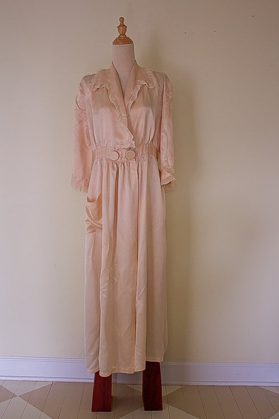 1940s pale pink satin robe / vintage silky pink by inheritedattire