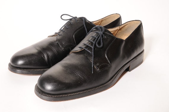 JOHN SLEDGERS Men's Shoes Size 9 .5 US / by MetropolisNYCVintage