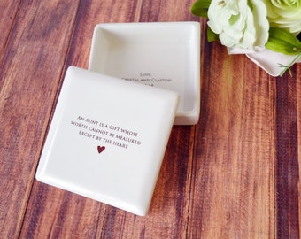 Aunt Gift - Square Keepsake Box - An aunt is a gift whose worth cannot be measured except by the heart - With Gift Box