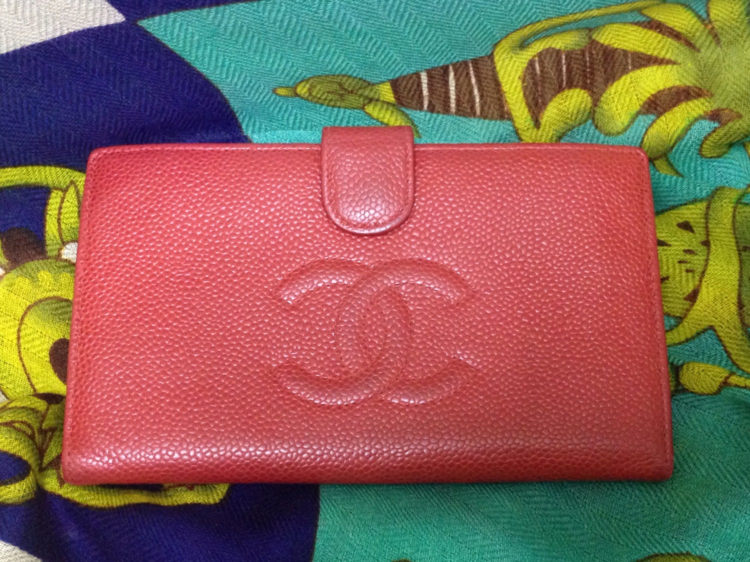 Vintage CHANEL red caviar skin wallet with large CC logo stitch mark ...