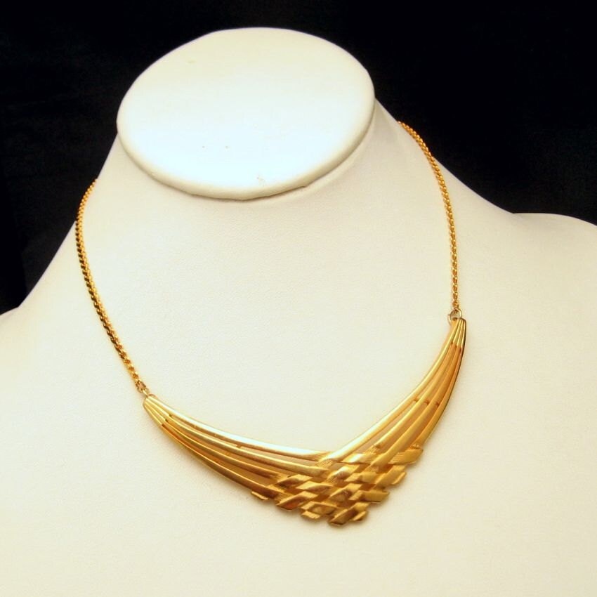 Mid Century Necklace Vintage Pendant Woven V Neck Gold Plated Elegant