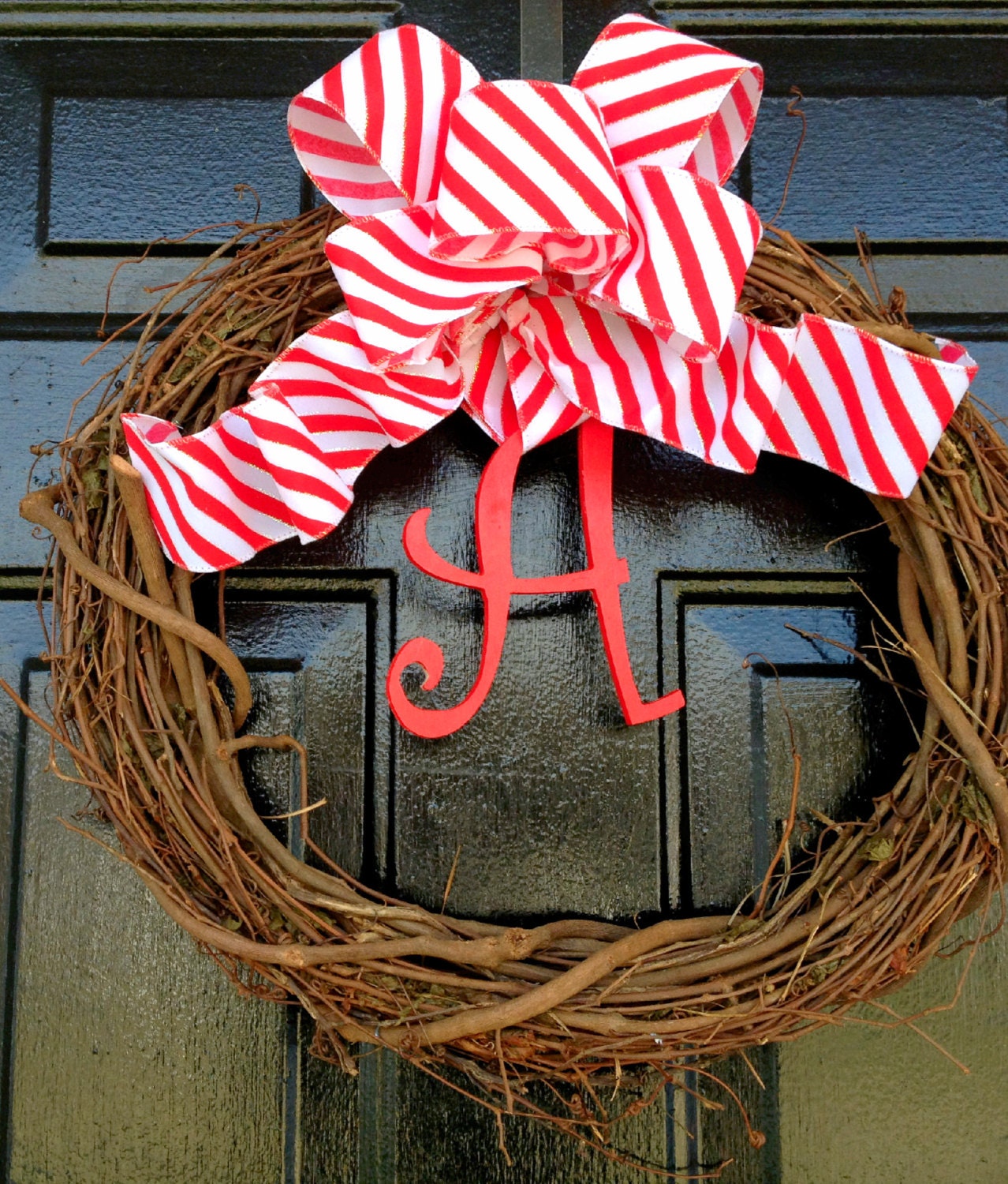 Red monogram wreath for Christmas. christmas wreath, holiday wreath. personalized wreath. red door wreath.