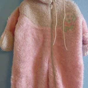 Vintage Pink Baby Snowsuit Furry Fleece White Trim Foldover Mitten Cuffs Zipper Size 6 months