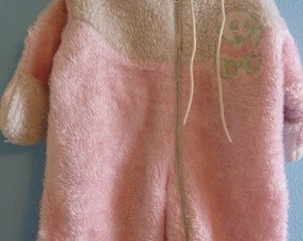 Vintage Pink Baby Snowsuit Furry Fleece White Trim Foldover Mitten Cuffs Zipper Size 6 months