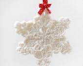 Set of 3 crochet snowflake decorations. Beautiful crochet Christmas tree / winter decorations. Handmade home decor / ornaments