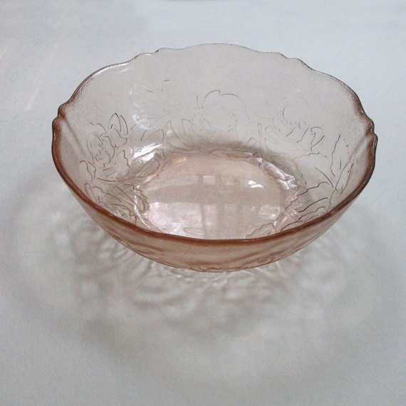 Vintage Pink Pressed Glass Bowl Arcoroc France Rosaline