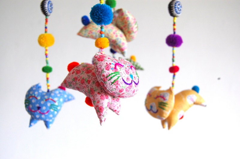 Sweet Smiling Cats Unique Crib Mobile & by TheSmilingSiamese