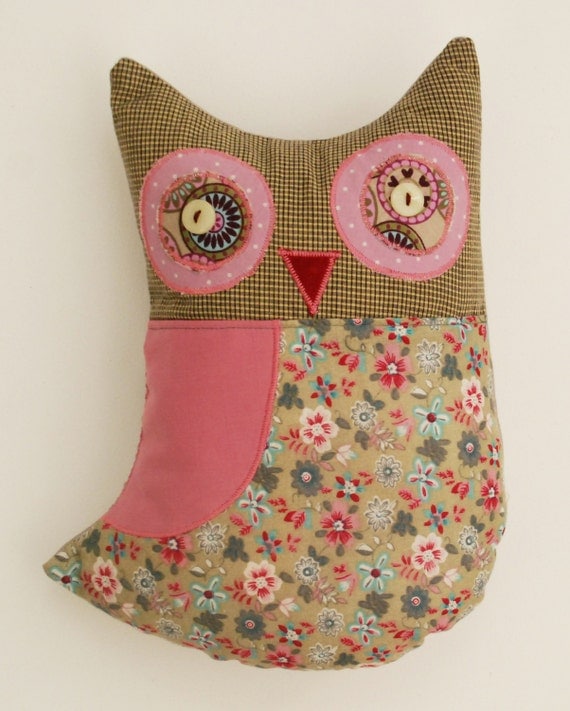 Pink Suffed Owl, Handmade Rag Pink Retro Owl, Textile Fabric Cotton Doll, Soft Forest Animal Doll, FREE SHIPPING, Home Decor