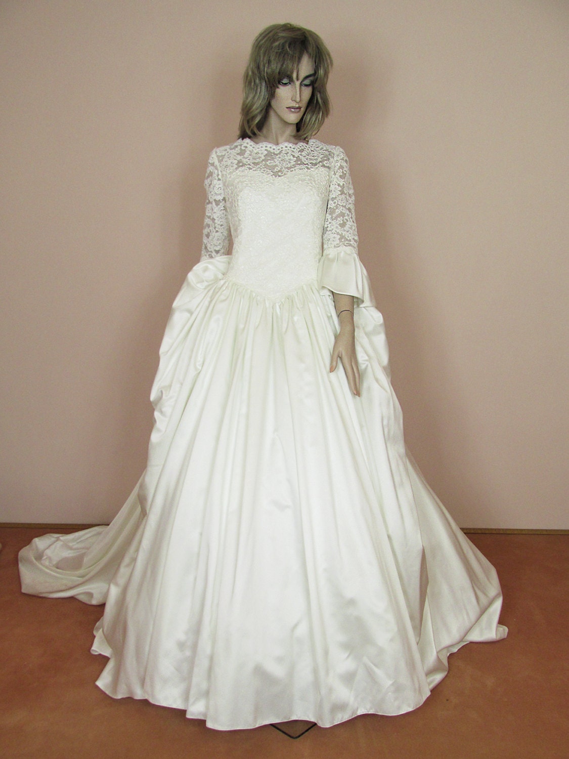 Romantic Wedding Dress 80s Ball gown Cinderella style