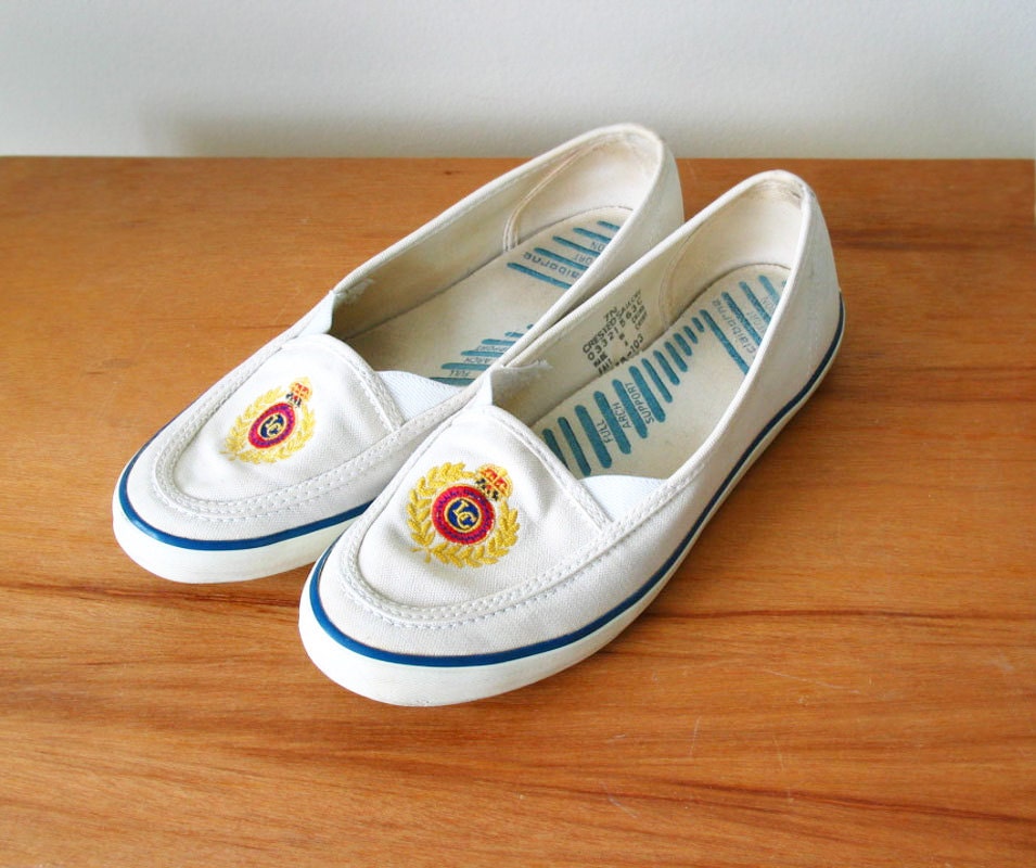 Nautical Crest Slip On Sneakers White Tennis Shoes Blue Trim Liz