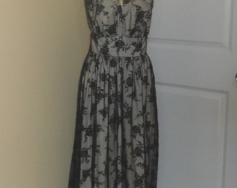 1970s Vintage Black Rose Net Lace E vening Halter Dress in Size Large ...