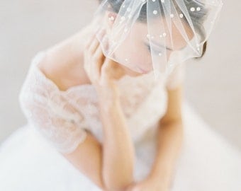 Mini birdcage veil with pearls, polka dot pearls, small bridal veil, mini wedding veil Style 627