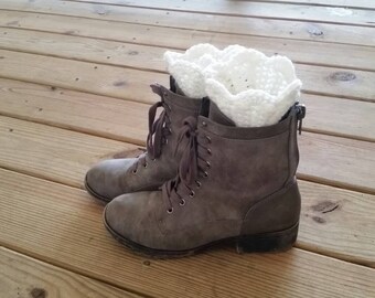 WINTER CLEARANCE 50% OFF - Scalloped Boot Cuffs