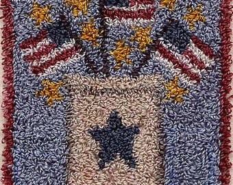 Punchneedle Pattern: PATRIOTIC CROCK 3" x 2 3/4"