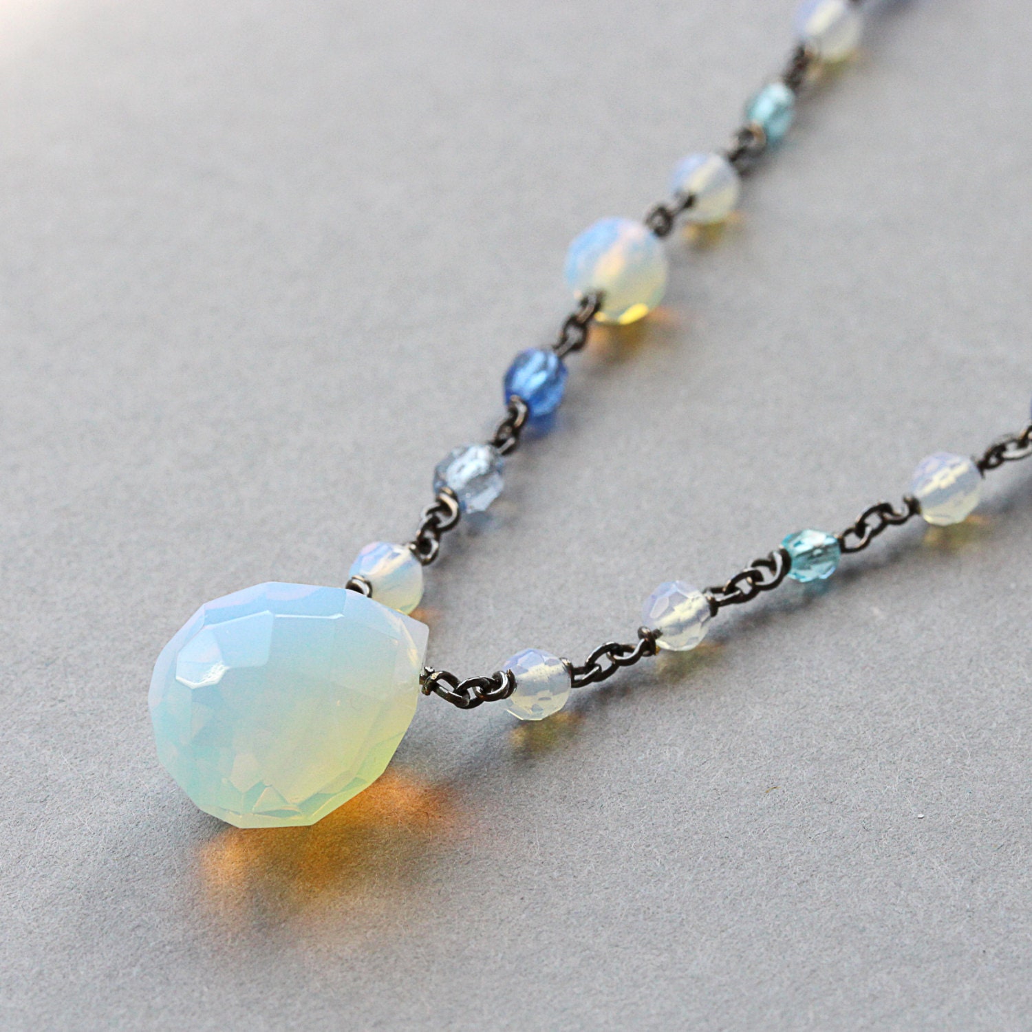 Chandeliers & Pendant Lights