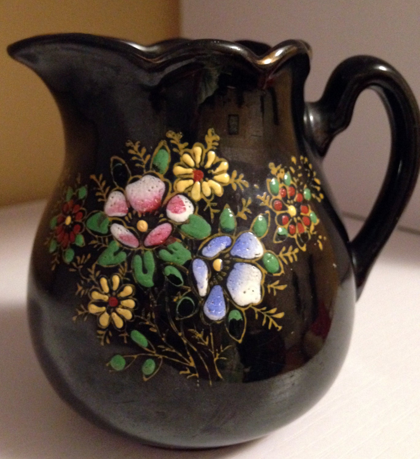 Handpainted creamer, Made in Japan Haute Juice